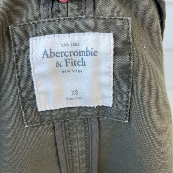Abercrombie & Fitch military cropped jacket size XS - Picture 10 of 10